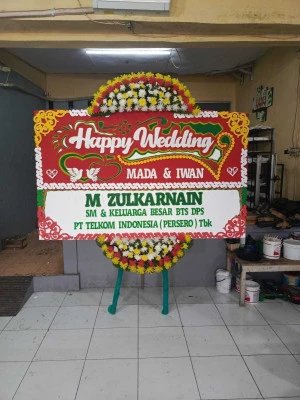 Papan Bunga di Trombol Mondokan