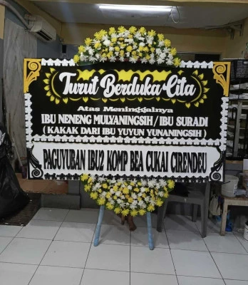 Papan Bunga di Trombol Mondokan